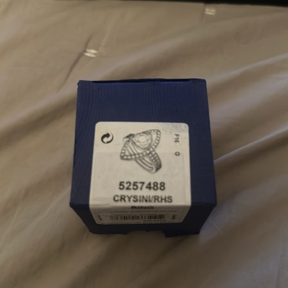 Never worn Swarovski Fantastic Ring, size 58 - Picture 4 of 7